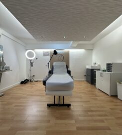 Treatment room Full time rent Solihull Town centre