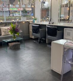 Hairdresser’s Chair £50 per day