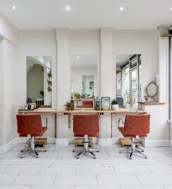 HAIRDRESSER WANTED || Kartee M Salon prides itself on fostering a culture of work-life balance and comprises dedicated, forward-thinking, and environmentally conscious Artists.