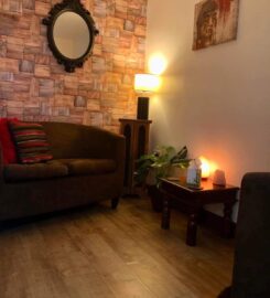 Room space/chair to rent- Burnley