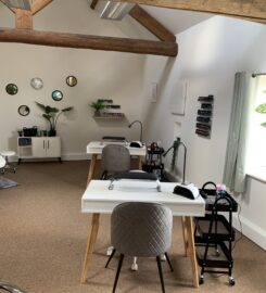 beauty therapists, nail technicians, lash and brow technicians, hair extensions technicians, and hairdressers/hairstylists. Our goal is to find motivated and driven individuals who are interested in running their own business within our rent-a-space salon.