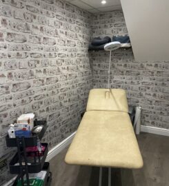 Beauty room to rent Dunstable